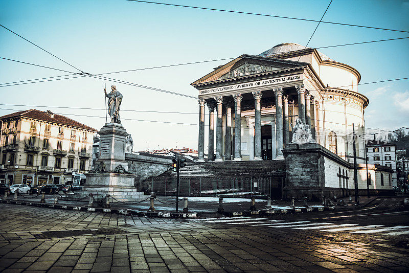 意大利都灵撒丁岛雕像Vittorio Emanuele I